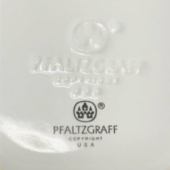 Pfaltzgraff Christmas Heritage Tree Shaped Ceramic Dish - Picture 5 of 7